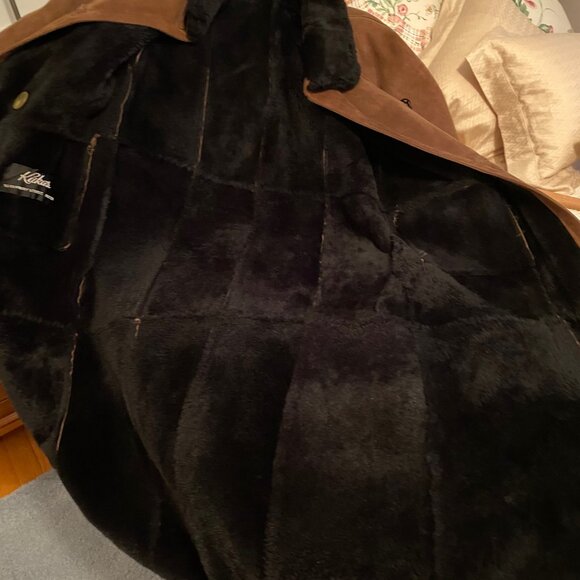 Ladies Shearling coat by Kakas - Picture 5 of 6